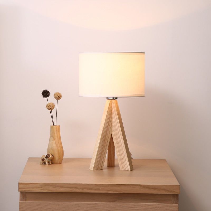 Wooden Tripod Lamp
